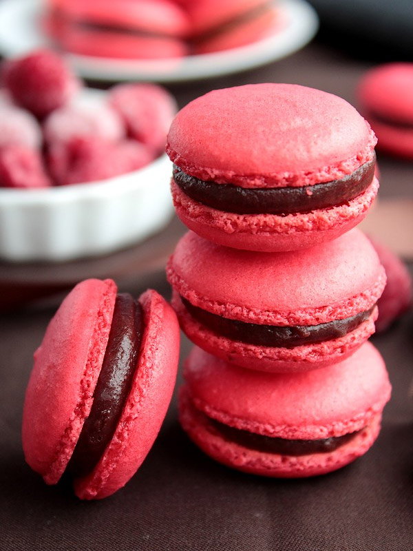 Macarons Chocolat au Lait et Framboise