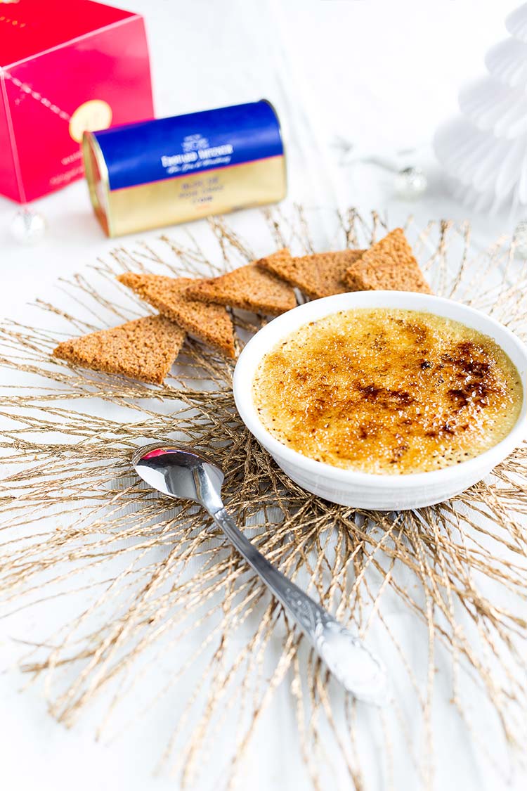 Crème brulée au foie gras et toasts de pain d’épices