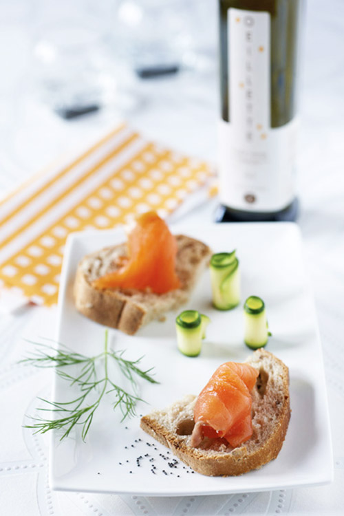 Toasts de saumon fumé et courgette croquante