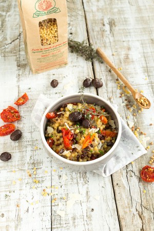 Risotto de Fregola Sarda aux olives noires et tomates confites