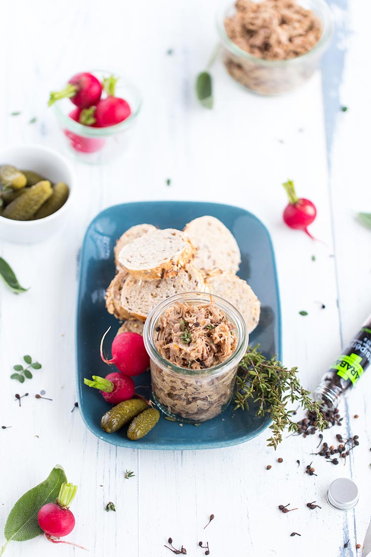 Rillettes d'agneau maison au poivre sauvage Voatsiperifery