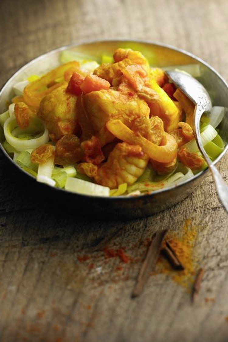 Tajine de joues de lotte, abricots et langoustines