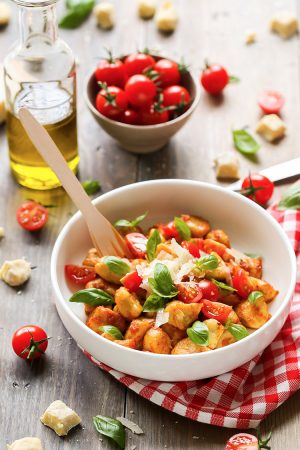 Gnocchi à la crème de tomates et au parmesan